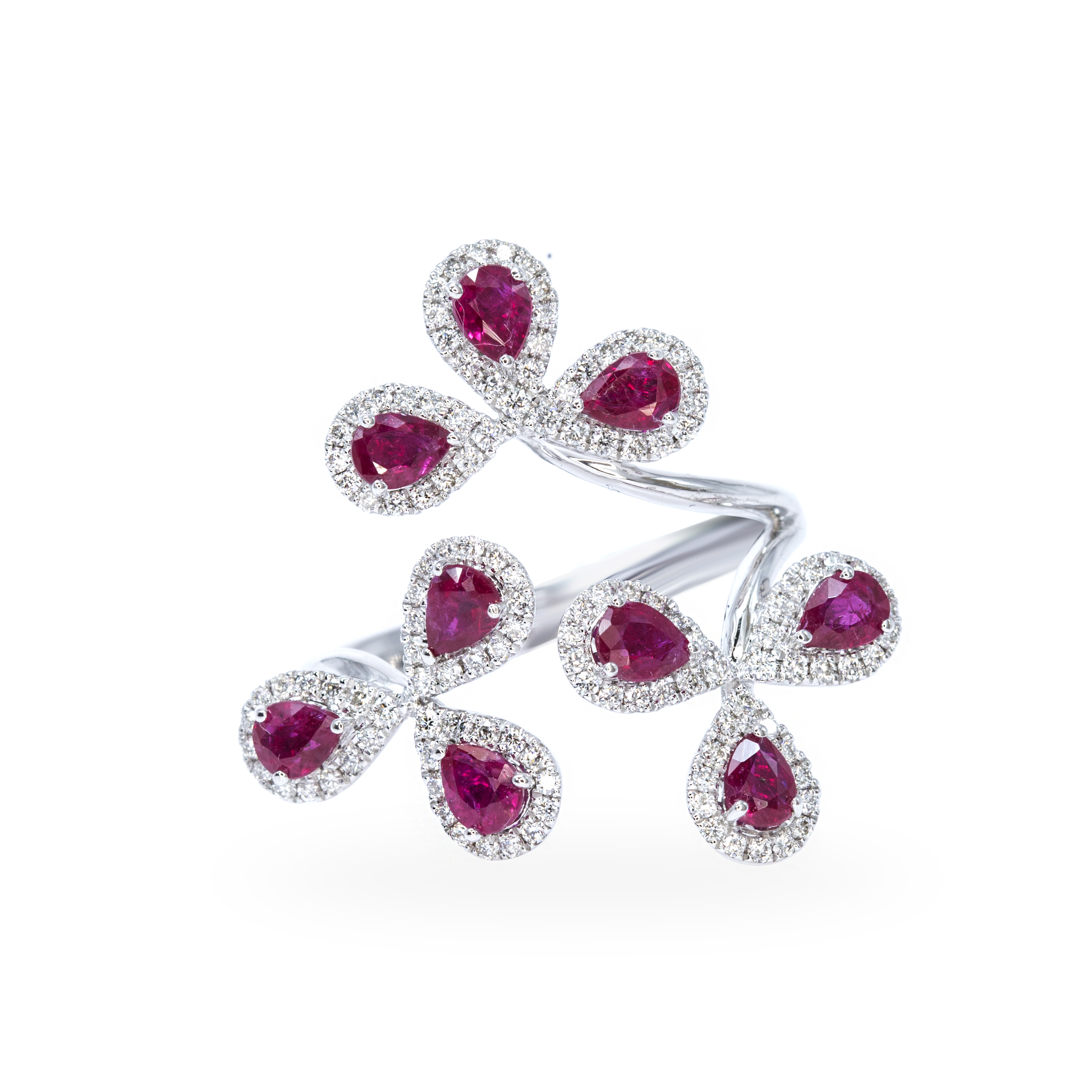 Buy Diamonds Dubai, Engagement Rings,Diamonds Gold Jewellery Prices in UAE