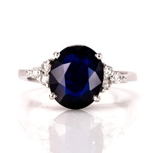 Elegant Dark Blue Sapphire Ring – B14344