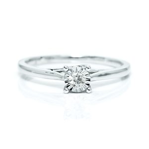 single studded diamond ring