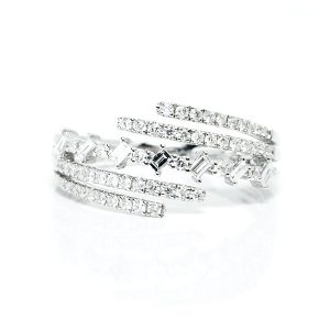 Diamond dress ring