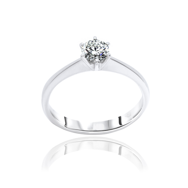 Circular diamond ring hotsell